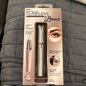 Flawless Brows Hair Remover